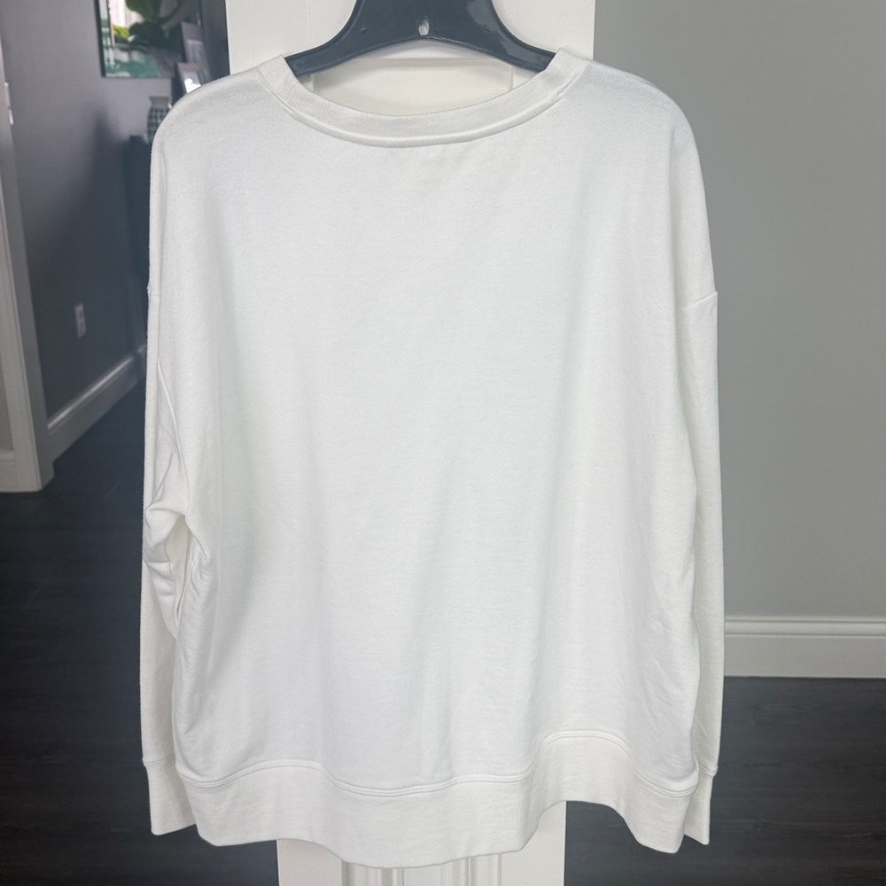Lucky Brand Queen of Hearts crewneck sweatshirt Like New - Picture 6 of 7